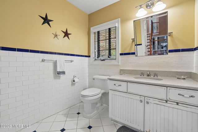 10 Arcadia Road, Woodcliff Lake, NJ 07677