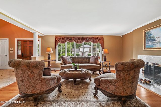 10 Arcadia Road, Woodcliff Lake, NJ 07677