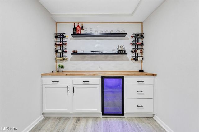 2030 Brookshire Road, Akron, OH 44313