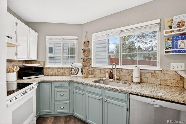 8698 W Plymouth Avenue, Littleton, CO 80128