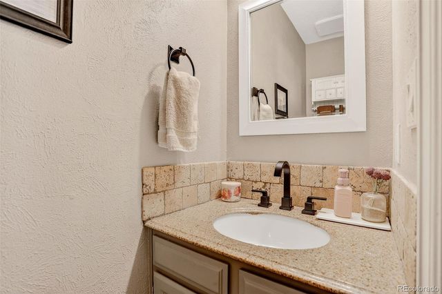 8698 W Plymouth Avenue, Littleton, CO 80128