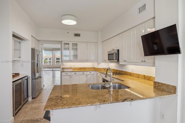 733 Crandon Blvd PH-5, Key Biscayne, FL 33149