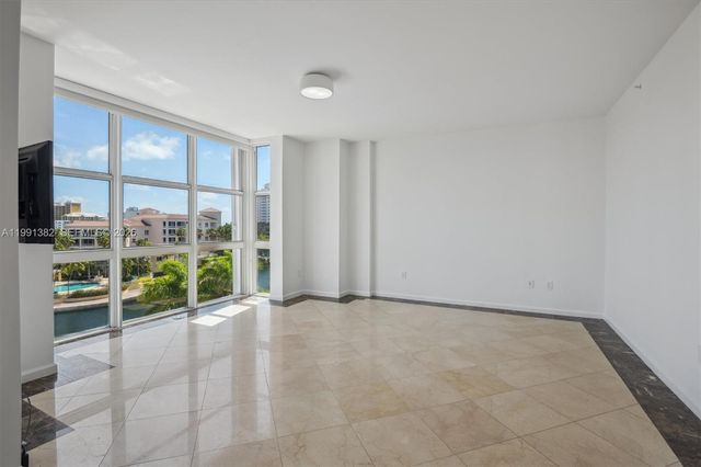 733 Crandon Blvd PH-5, Key Biscayne, FL 33149