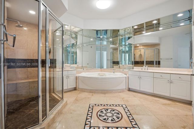 733 Crandon Blvd PH-5, Key Biscayne, FL 33149