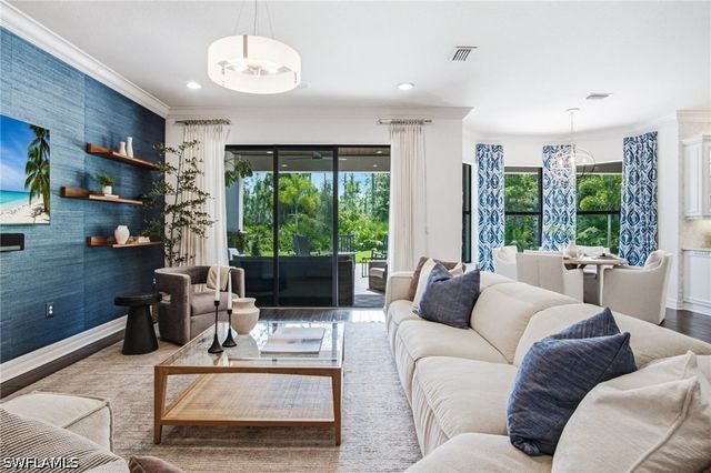 3908 Gibralter DR, Naples, FL 34119