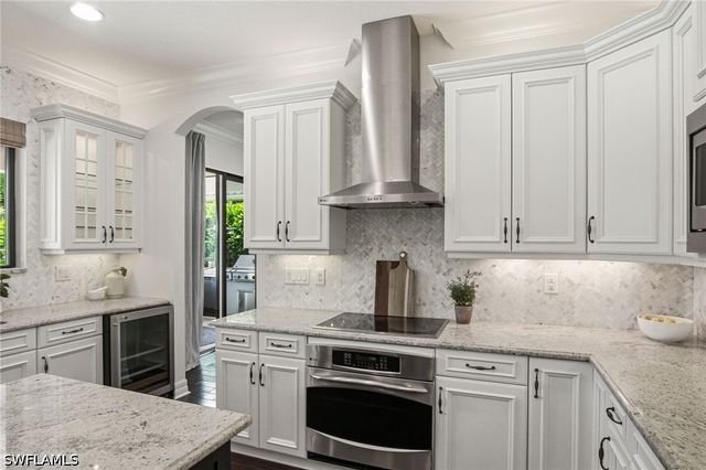 3908 Gibralter DR, Naples, FL 34119