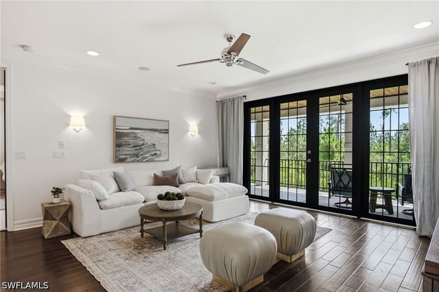 3908 Gibralter DR, Naples, FL 34119