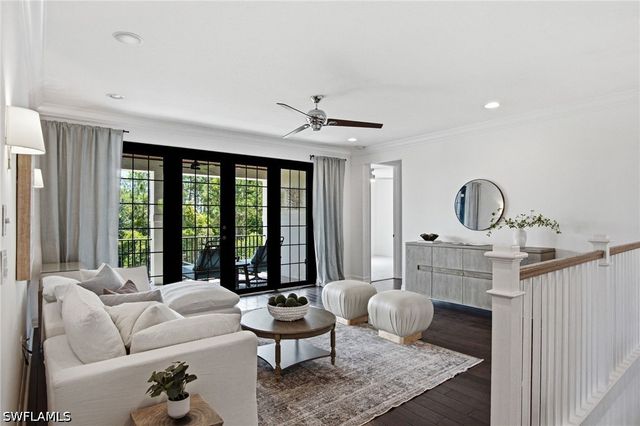 3908 Gibralter DR, Naples, FL 34119