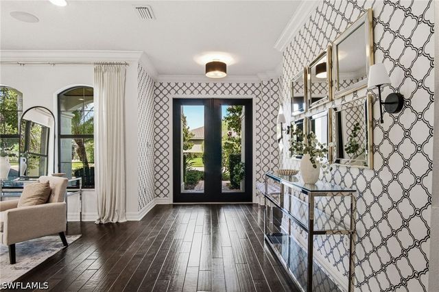 3908 Gibralter DR, Naples, FL 34119