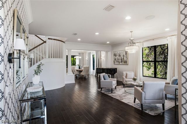 3908 Gibralter DR, Naples, FL 34119