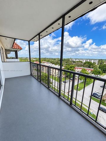 4174 Inverrary Drive 1011, Lauderhill, FL 33319