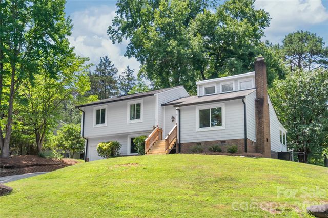10129 Eagle Court, Charlotte, NC 28277