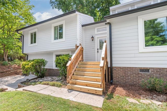 10129 Eagle Court, Charlotte, NC 28277