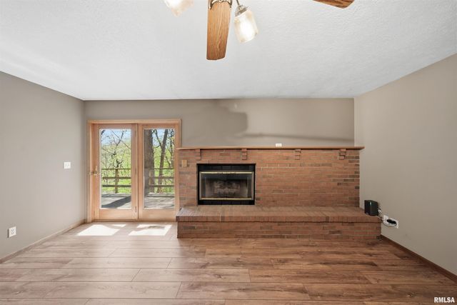 658 COON CREEK Road, Metamora, IL 61548