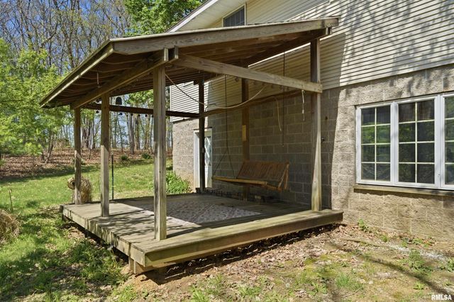 658 COON CREEK Road, Metamora, IL 61548