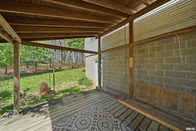 658 COON CREEK Road, Metamora, IL 61548