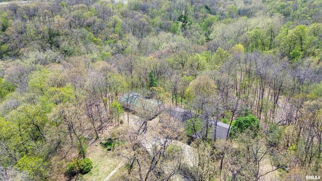 658 COON CREEK Road, Metamora, IL 61548