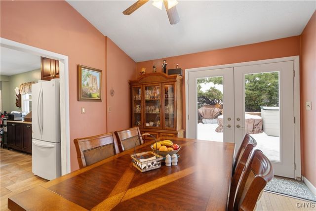 15 Wexford Road, Dewitt, NY 13214