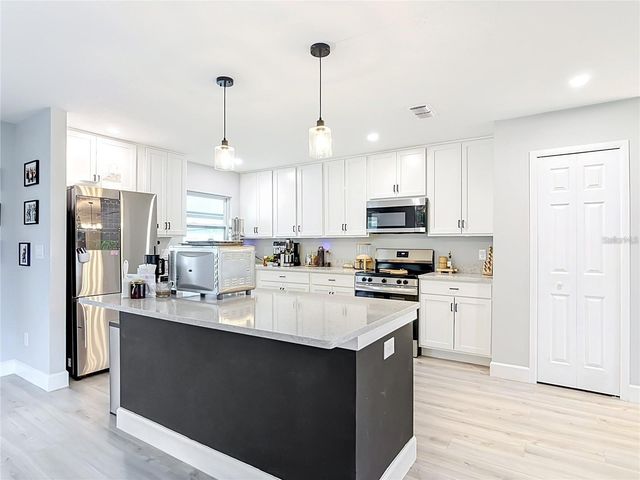8676 HILLSIDE DRIVE, Orlando, FL 32810