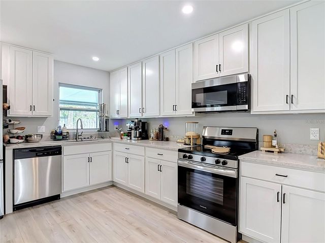 8676 HILLSIDE DRIVE, Orlando, FL 32810