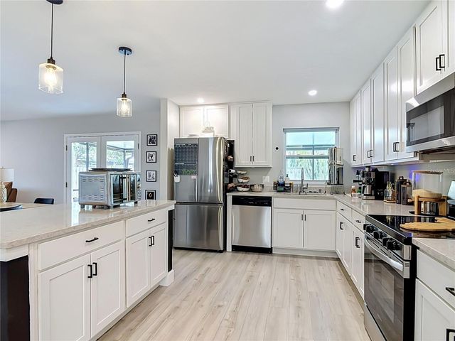 8676 HILLSIDE DRIVE, Orlando, FL 32810