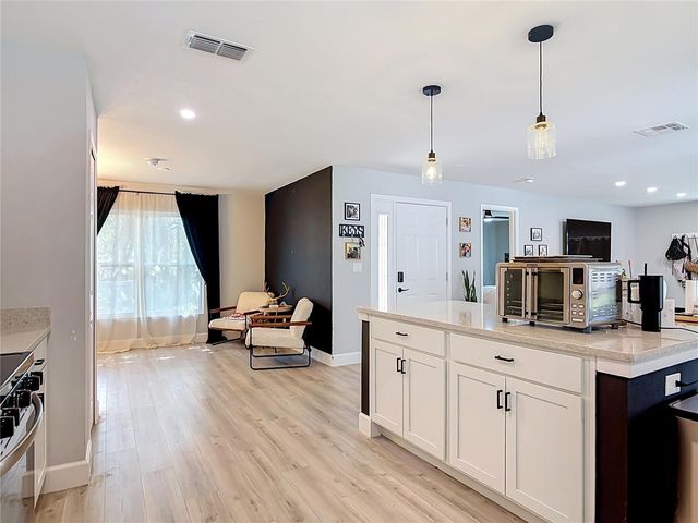 8676 HILLSIDE DRIVE, Orlando, FL 32810