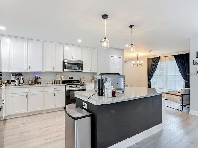 8676 HILLSIDE DRIVE, Orlando, FL 32810
