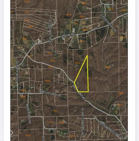 9089 Gold Point Road, Trafalgar, IN 46181