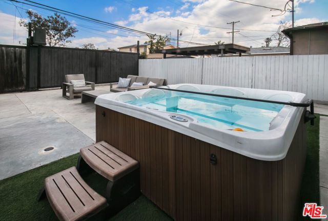 4336 Alla Road, Los Angeles, CA 90066