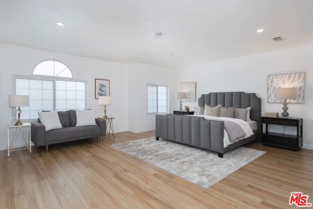 4336 Alla Road, Los Angeles, CA 90066