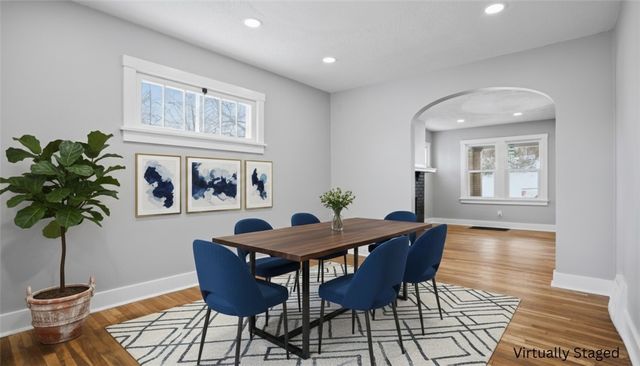 523 7th Ave, Coraopolis, PA 15108