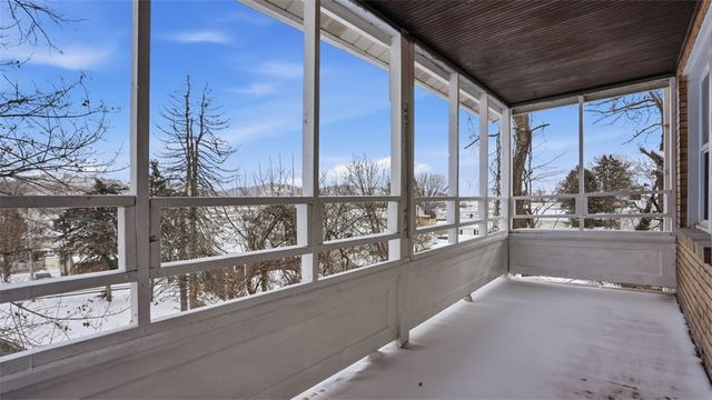 523 7th Ave, Coraopolis, PA 15108