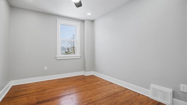 523 7th Ave, Coraopolis, PA 15108