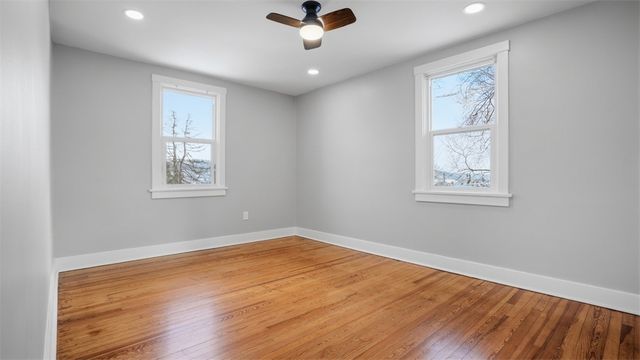 523 7th Ave, Coraopolis, PA 15108