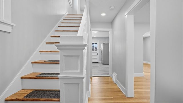 523 7th Ave, Coraopolis, PA 15108