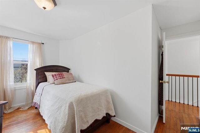 385 Berkeley Avenue, Bloomfield, NJ 07003