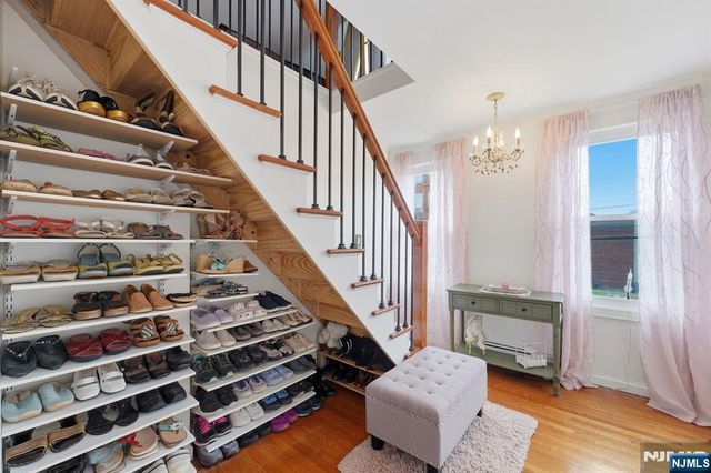 385 Berkeley Avenue, Bloomfield, NJ 07003