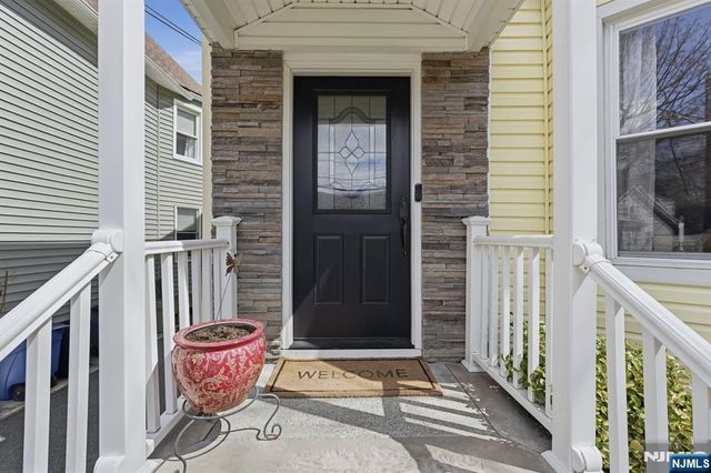 385 Berkeley Avenue, Bloomfield, NJ 07003