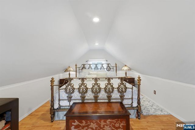 385 Berkeley Avenue, Bloomfield, NJ 07003