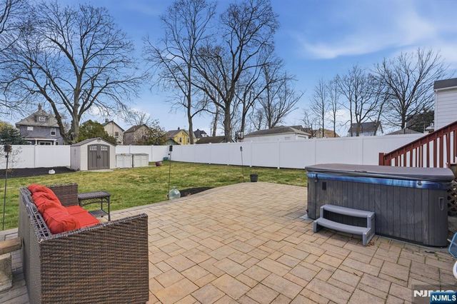385 Berkeley Avenue, Bloomfield, NJ 07003