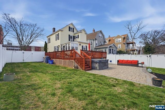 385 Berkeley Avenue, Bloomfield, NJ 07003