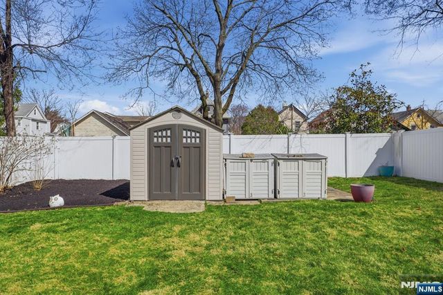 385 Berkeley Avenue, Bloomfield, NJ 07003
