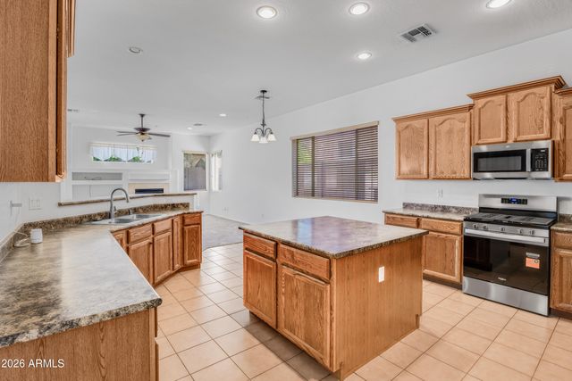 3222 W RAPALO Road, Phoenix, AZ 85086