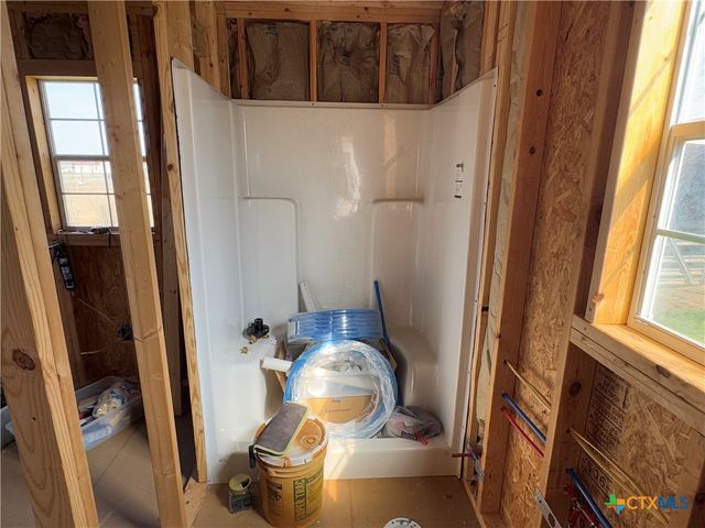 404 E Mignonette Street, Kosse, TX 76653