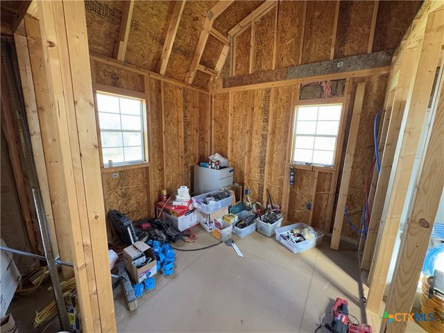 404 E Mignonette Street, Kosse, TX 76653