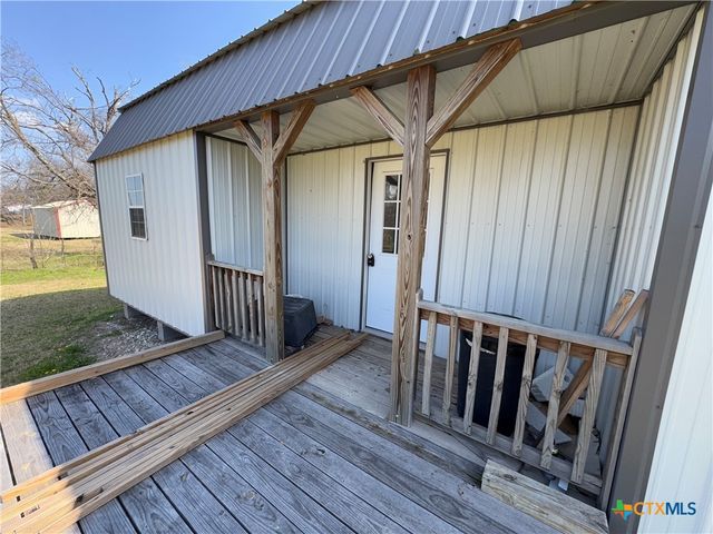 404 E Mignonette Street, Kosse, TX 76653