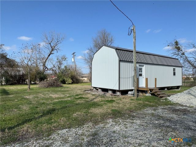 404 E Mignonette Street, Kosse, TX 76653