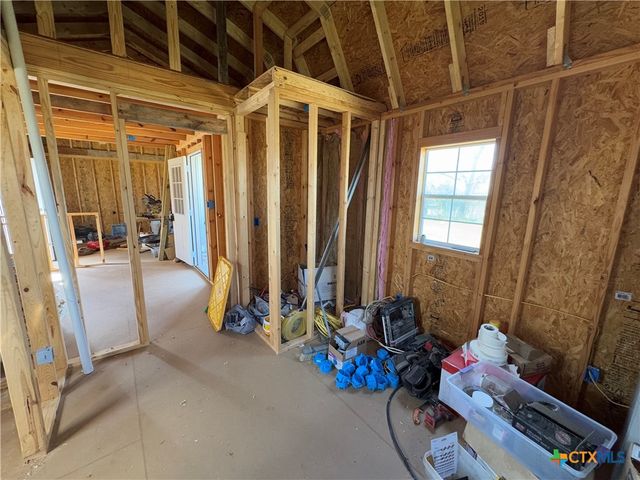 404 E Mignonette Street, Kosse, TX 76653