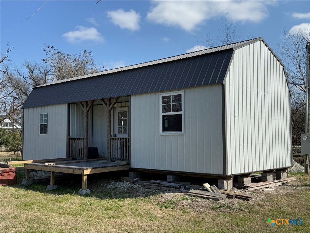 404 E Mignonette Street, Kosse, TX 76653