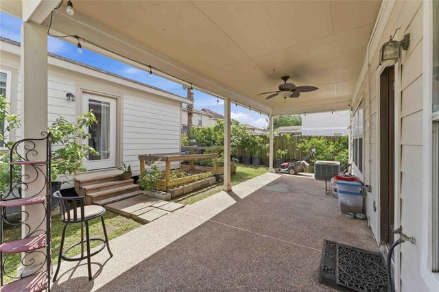 9511 Yearling Branch Drive, Houston, TX 77075